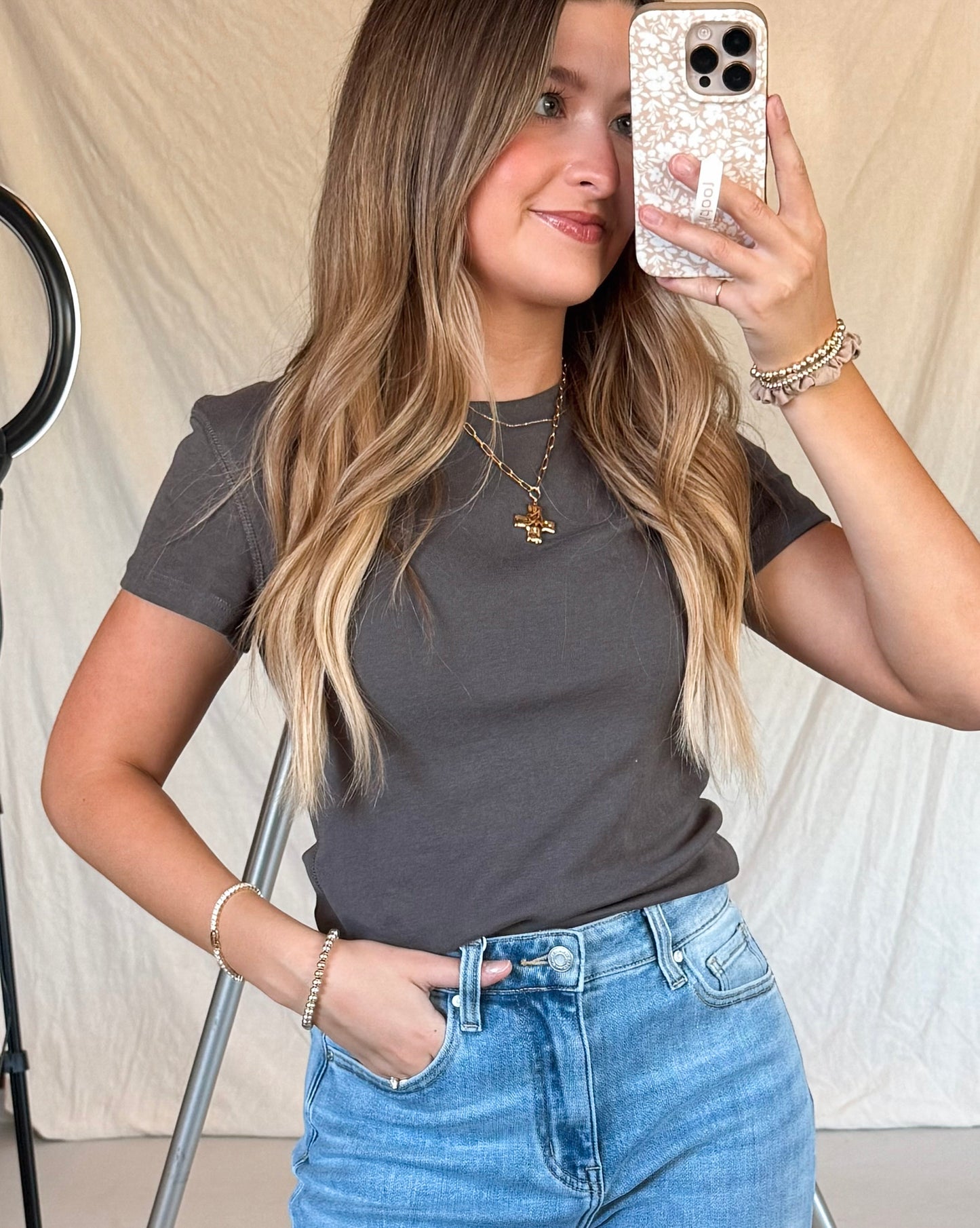 The Leni Basic Tee – Charcoal