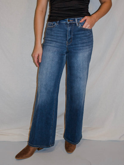 Lucy Wide Leg Jeans - Medium Denim