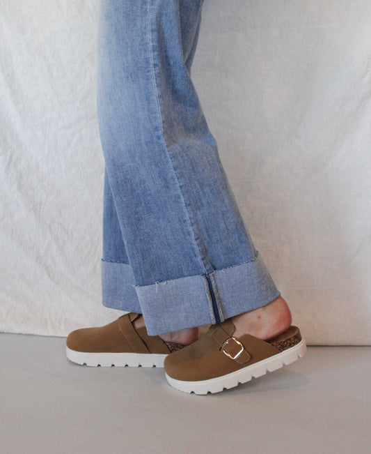 The Arlo Platform Clog - Tan